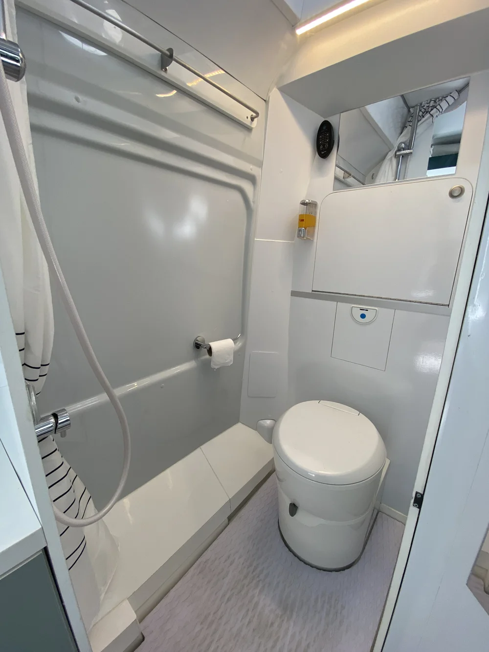 Bagno in vetroresina